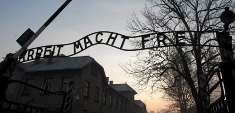 Kritiek op escape room Auschwitz